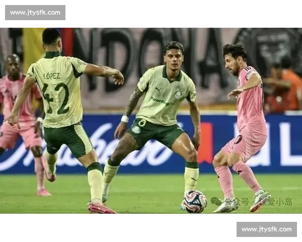 点球争议 + 替补席染红!博卡 2-0 领先遭逆转,球员怒斥裁判 点球争议 + 替补席染红!博卡 2-0 领先遭逆转,球员怒斥裁判