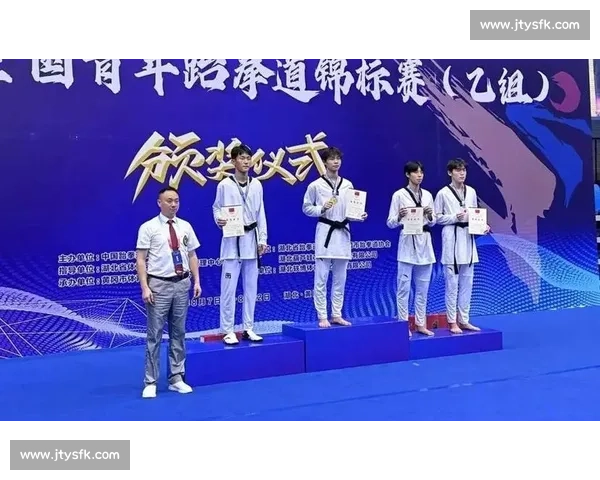 穆文喆逆转夺冠！中国队夏洛特站跆拳道大奖赛 1 金 1 银收官