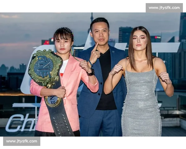 温柔陷阱：泰拳女郎的致命拥抱